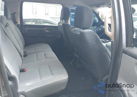 2019 Ram 1500 Big Horn/Lone Star 4X4 5'7 Box z USA, uszkodzony, nr VIN 1C6RRFFGXKN815968